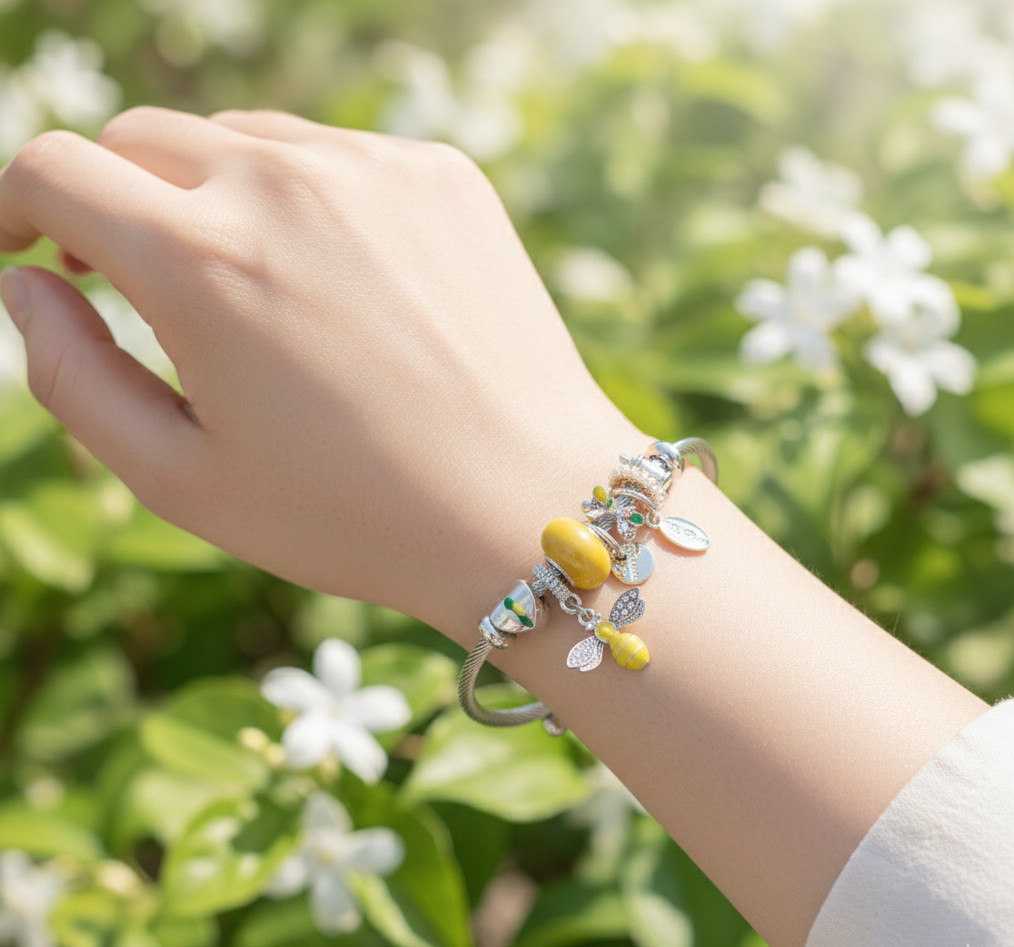 Honey Bee Bracelet for Women Silver Bangle with Charms, Cute Bee Gift Jewelry