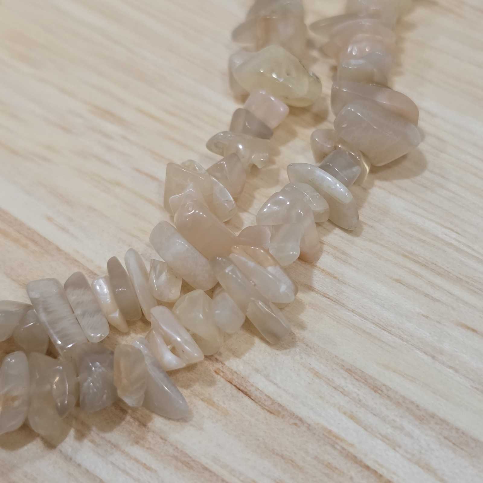 Light Peach Neutral Tones Natural Stone 35″ Beaded Necklace Coastal Beachcore