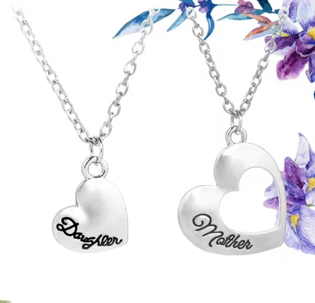 2 Pcs Mother Daughter Heart Pendant Necklace Jewelry Gift Mother’s Day Gift Bag