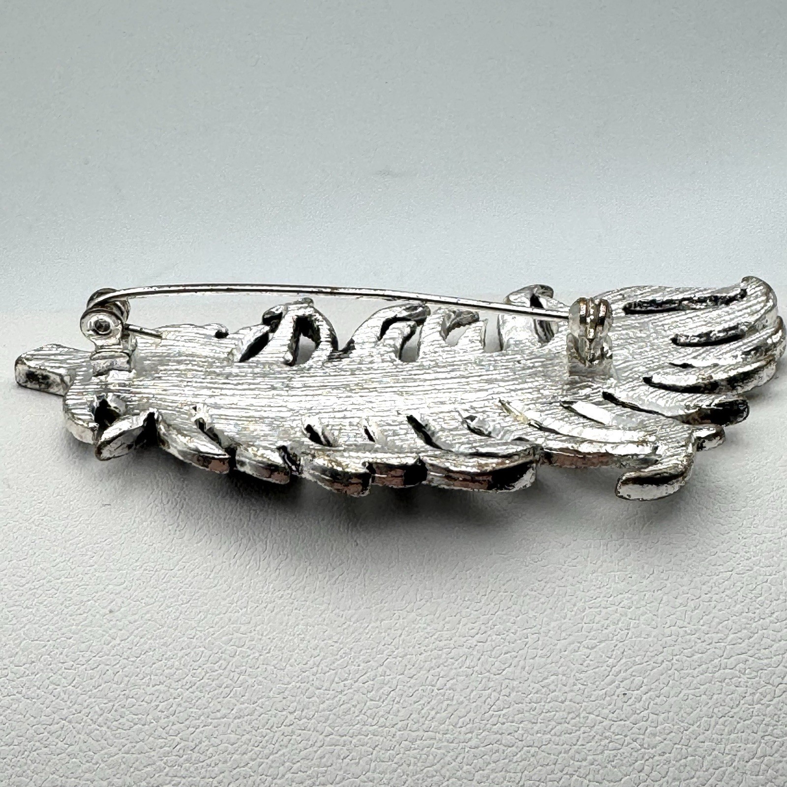 Marcasite Bird Feather Wispy Plume Brooch Pin – Some Wear On Pin Bar
