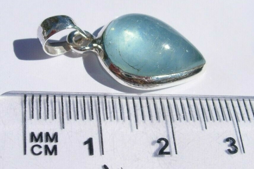 Nice 2.80 grams 21x13mm Aquamarine .925 sterling silver Pendant for necklace
