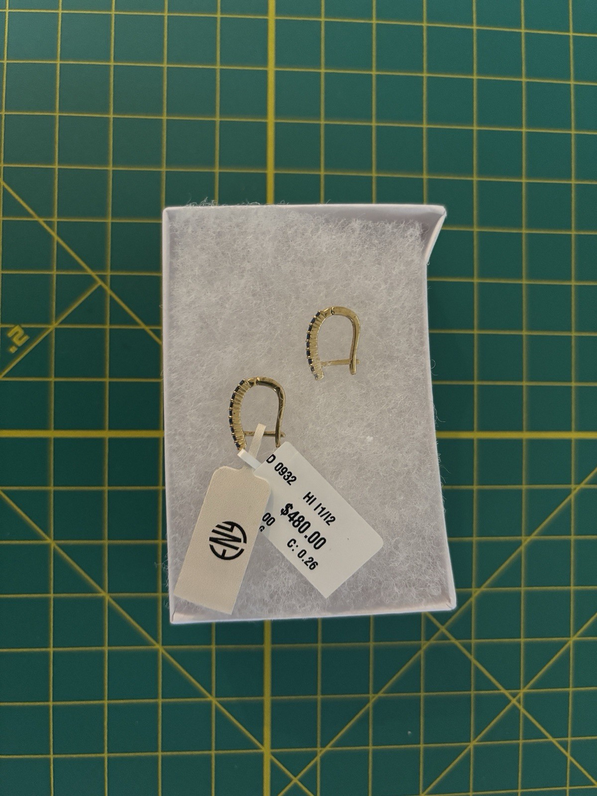 NEW $480 Effy ENY earrings adorn blue sapphire Earrings