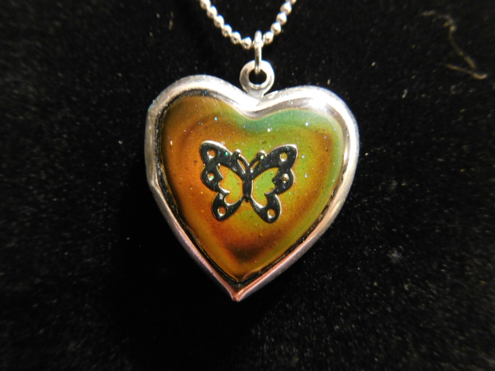 Marked Adult Jewels 18.5″ Butterfly Mood-Stone Photo-Locket Necklace Lobster #9