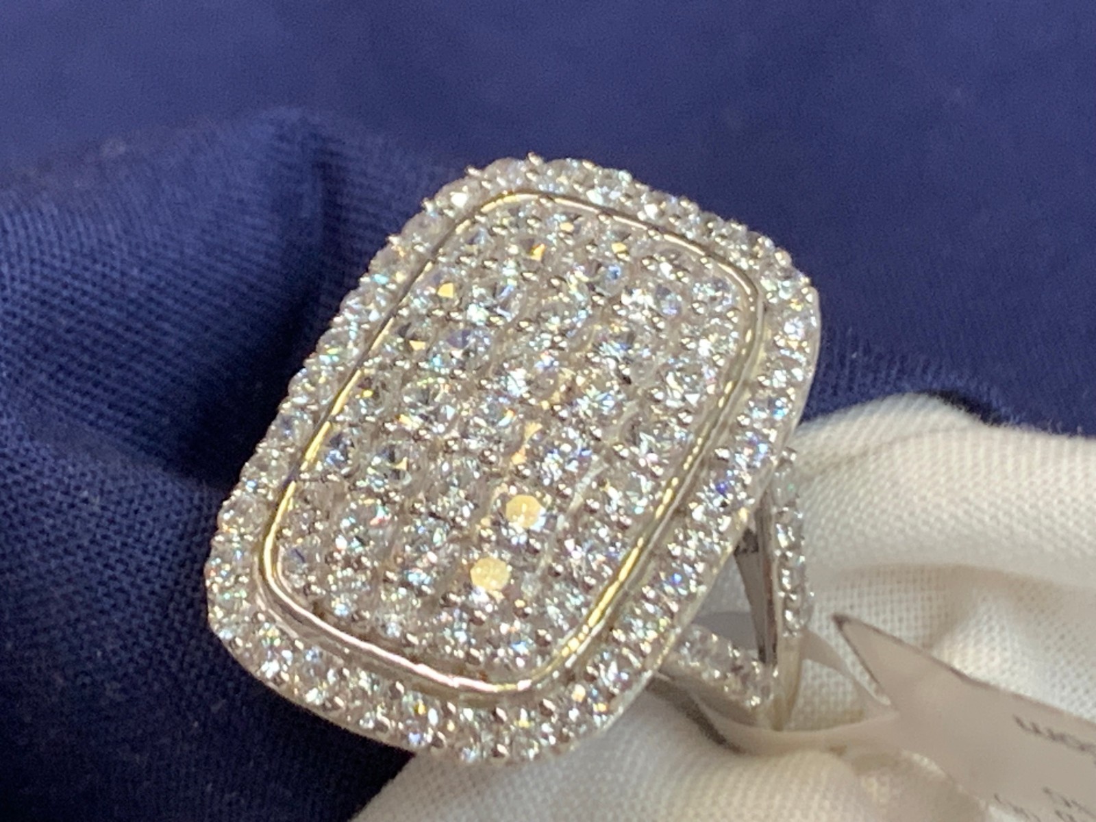 Sterling Silver Ring 8.15g Fine Jewelry Size 8.75 Band Clear Stones India *READ*
