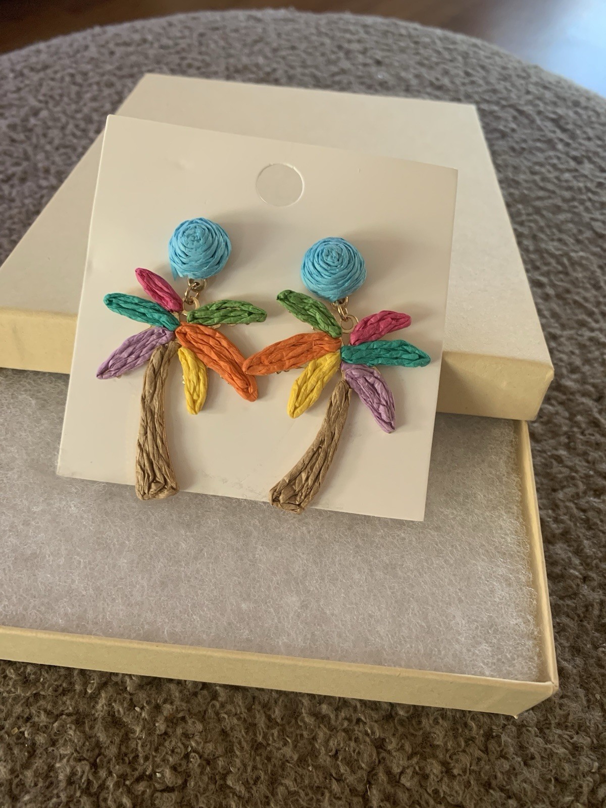 Colorful Palm Tree Tropical Summer Post Dangle Pierced Earrings. New with Tags