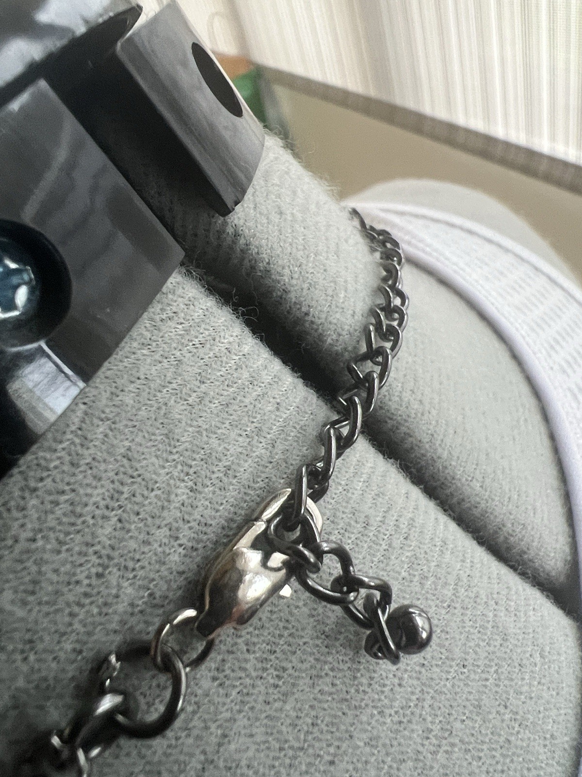 Silver Tone Cable Chain Necklace, Black Round Wrap Charm Pendant, Lobster