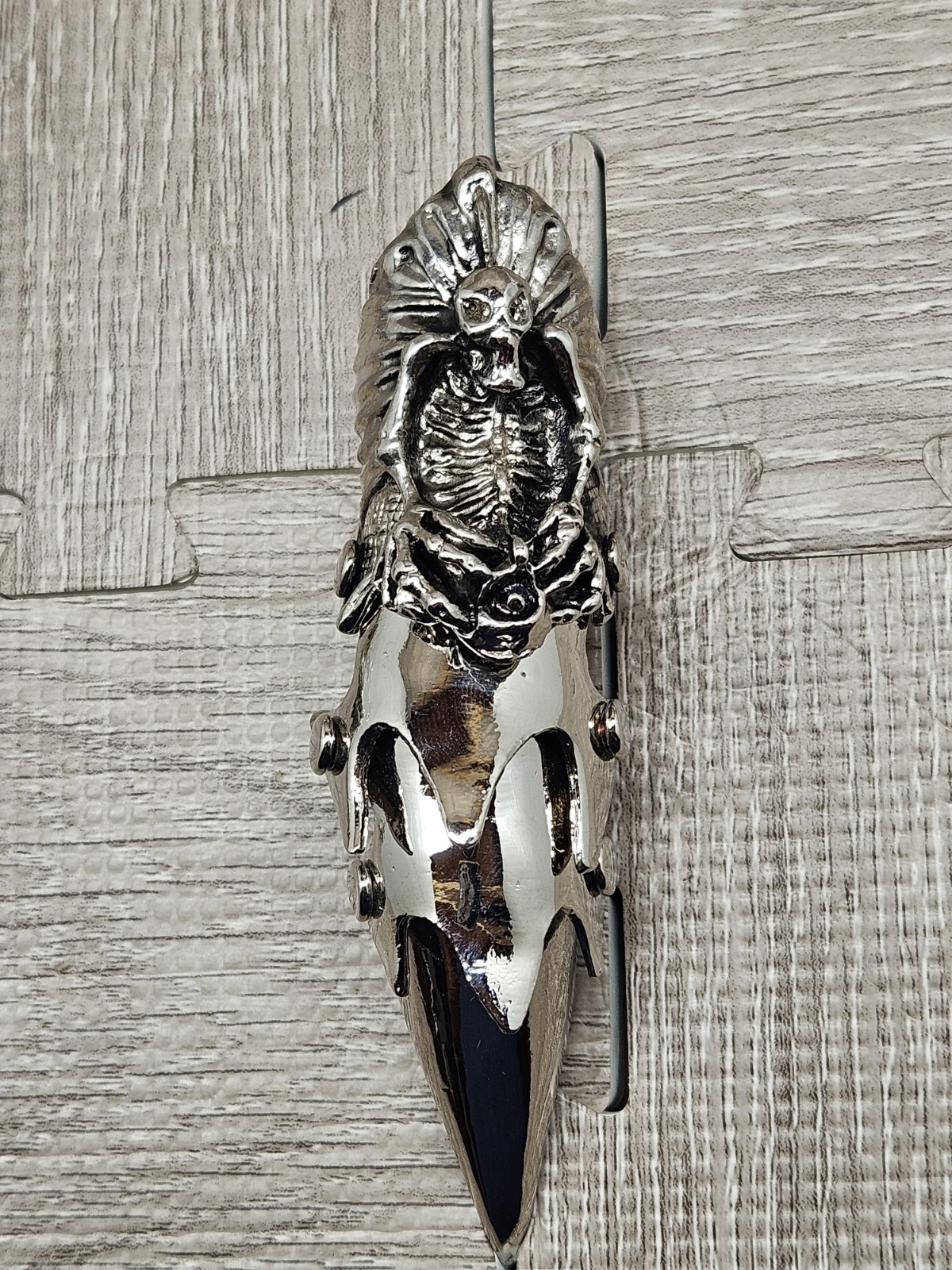 Full Finger Ring Knuckle Joint Hinged Silver Tone Skull
