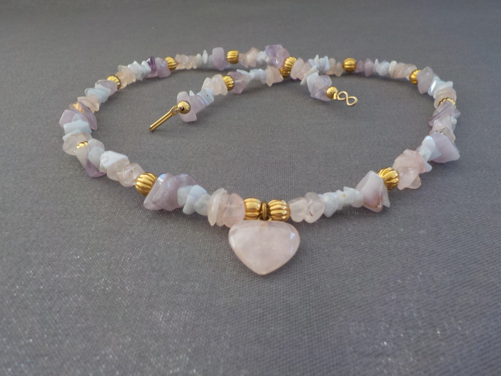 Pink He Purple Quartz Amethyst Chips Necklace Gold Tone Metal Bead 20.5″ Long
