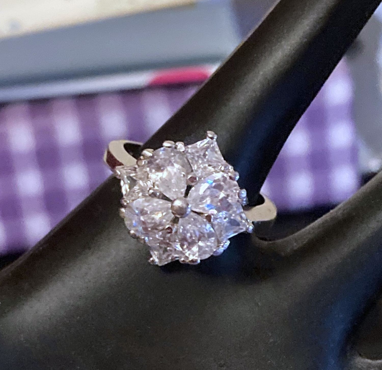 BELLA LUCE® 2CTS FLOWER / BUTTERFLY MOTIF MIXED SHAPES SZ 7 SS CZ RING