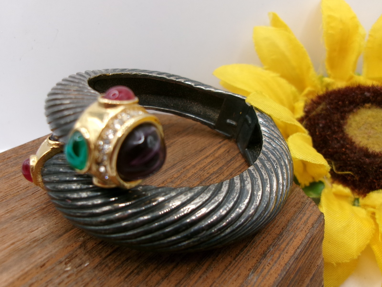 1980’s VINTAGE GIVENCHY GRIPOIX MULTI COLOR CABOCHON GUN METAL BYPASS BRACELET