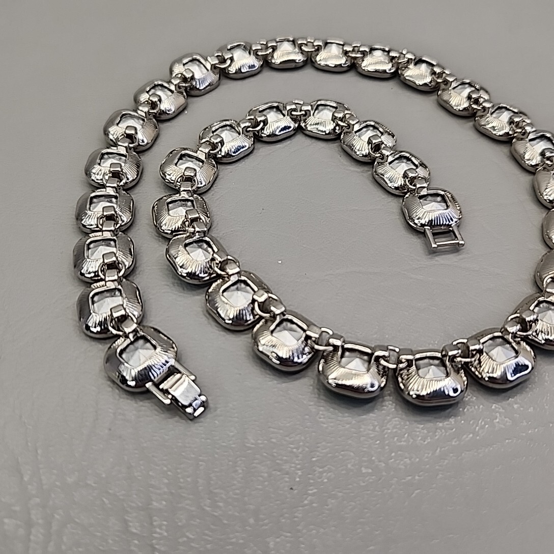 Glass Beaded Necklace Aurora Borealis Rounded Square Links JTV 19.5″