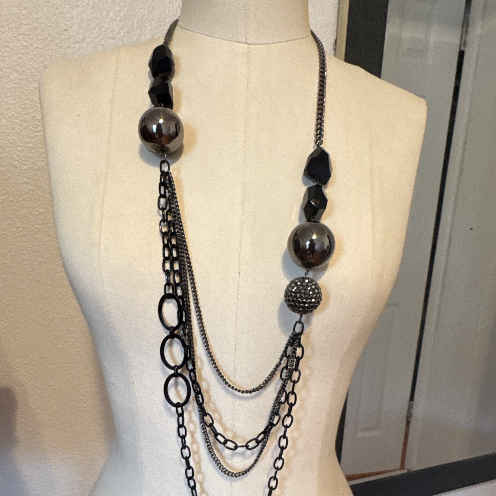 Layered Multi-Strand Cable Chain Necklace Black Beads Gunmetal Lobster Adj 36″