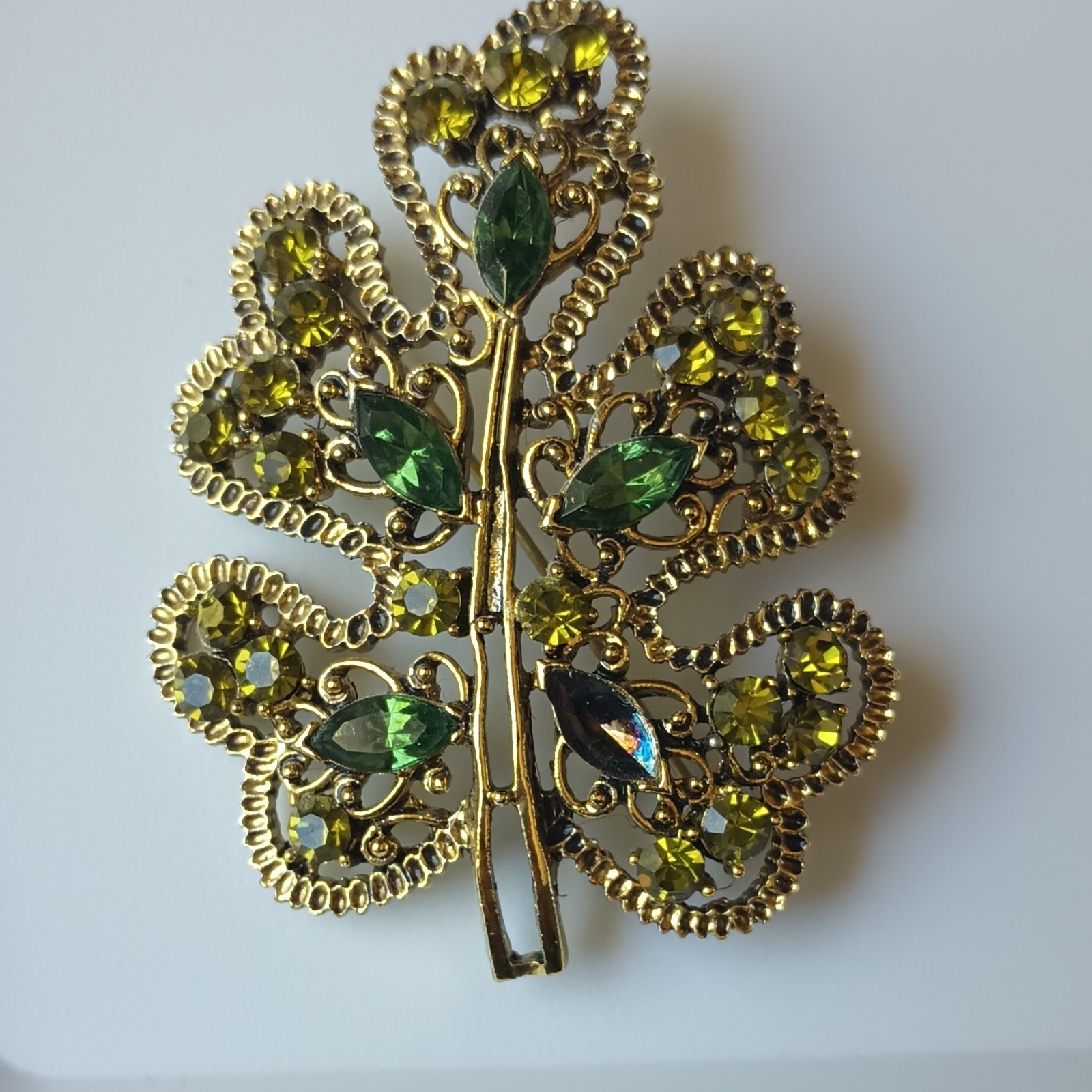 Vintage Gold Tone Leaf Brooch Green Marquise Rhinestone Cluster Set Nature Theme