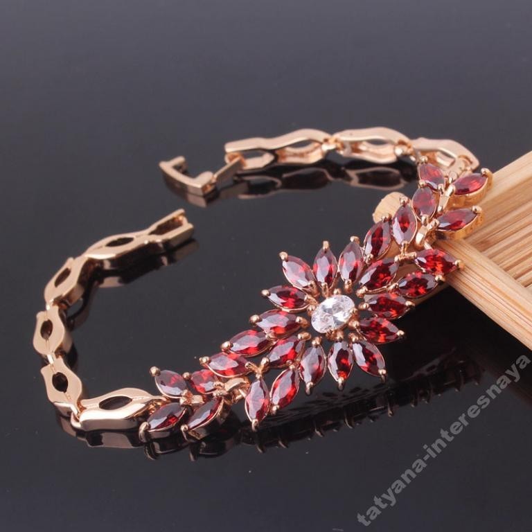 Gold plated zircon bracelet