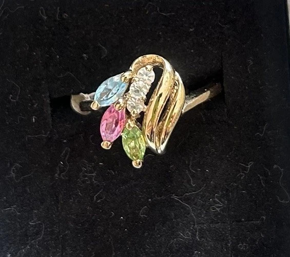 Park Lane SPECIAL AWARD RING – PASTEL CZ’s in 18K Gold- Size 7 – BEAUTIFUL