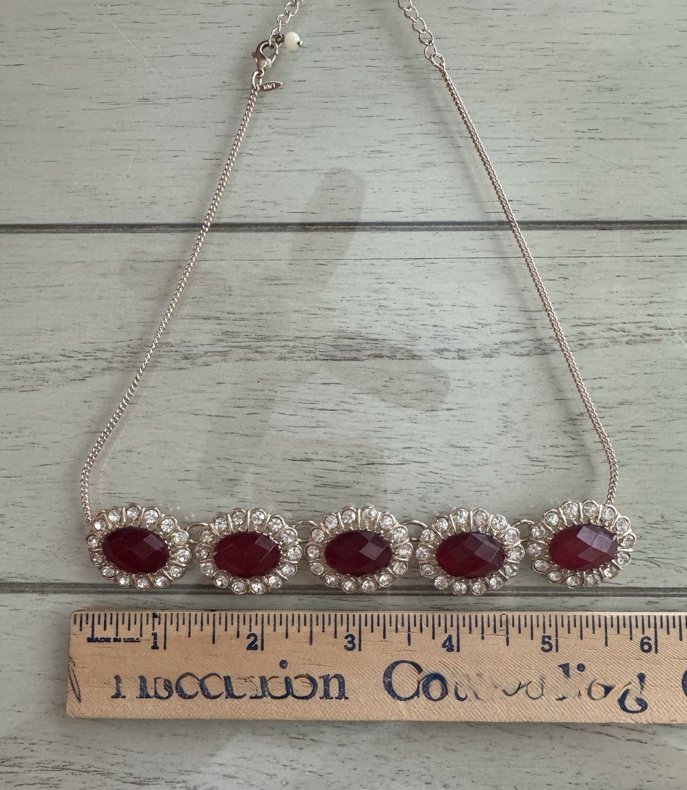 Avon Signature Collection Red Royal Elegance Necklace Gold Tone