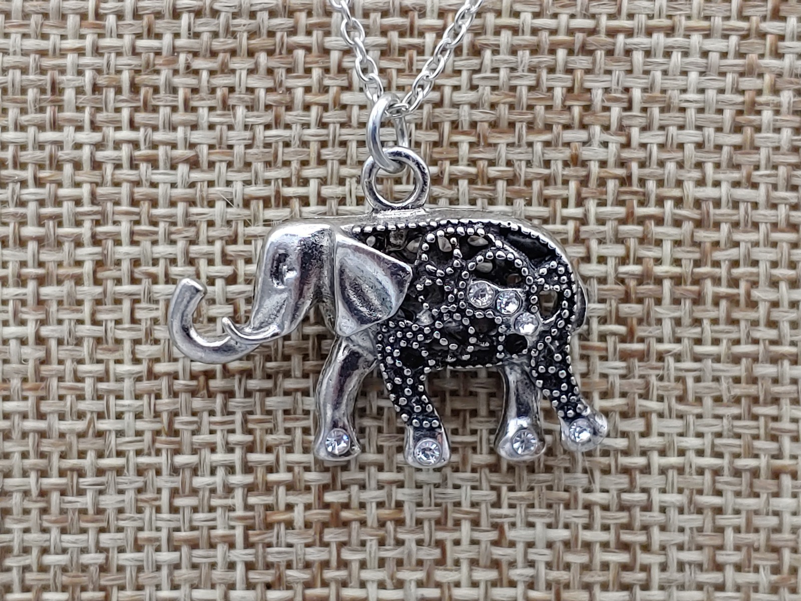 Time and Tru Elephant Rhinestone Pendant Long Necklace 32 in Gorgeous Adjustable