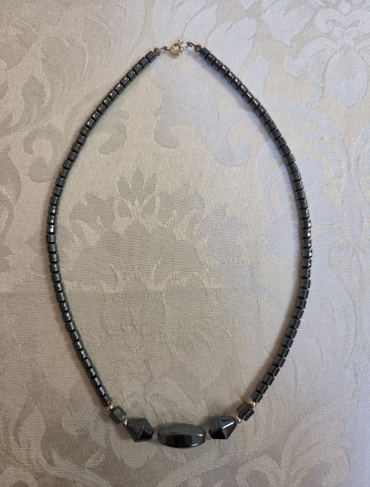 Vintage Magnetic Hematite 16 1/2″ Necklace Read Description
