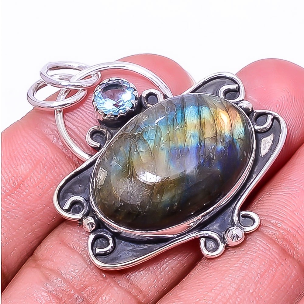 Labradorite – Madagascar & Blue Topaz 925 Sterling Silver Pendant 1.76″ P47