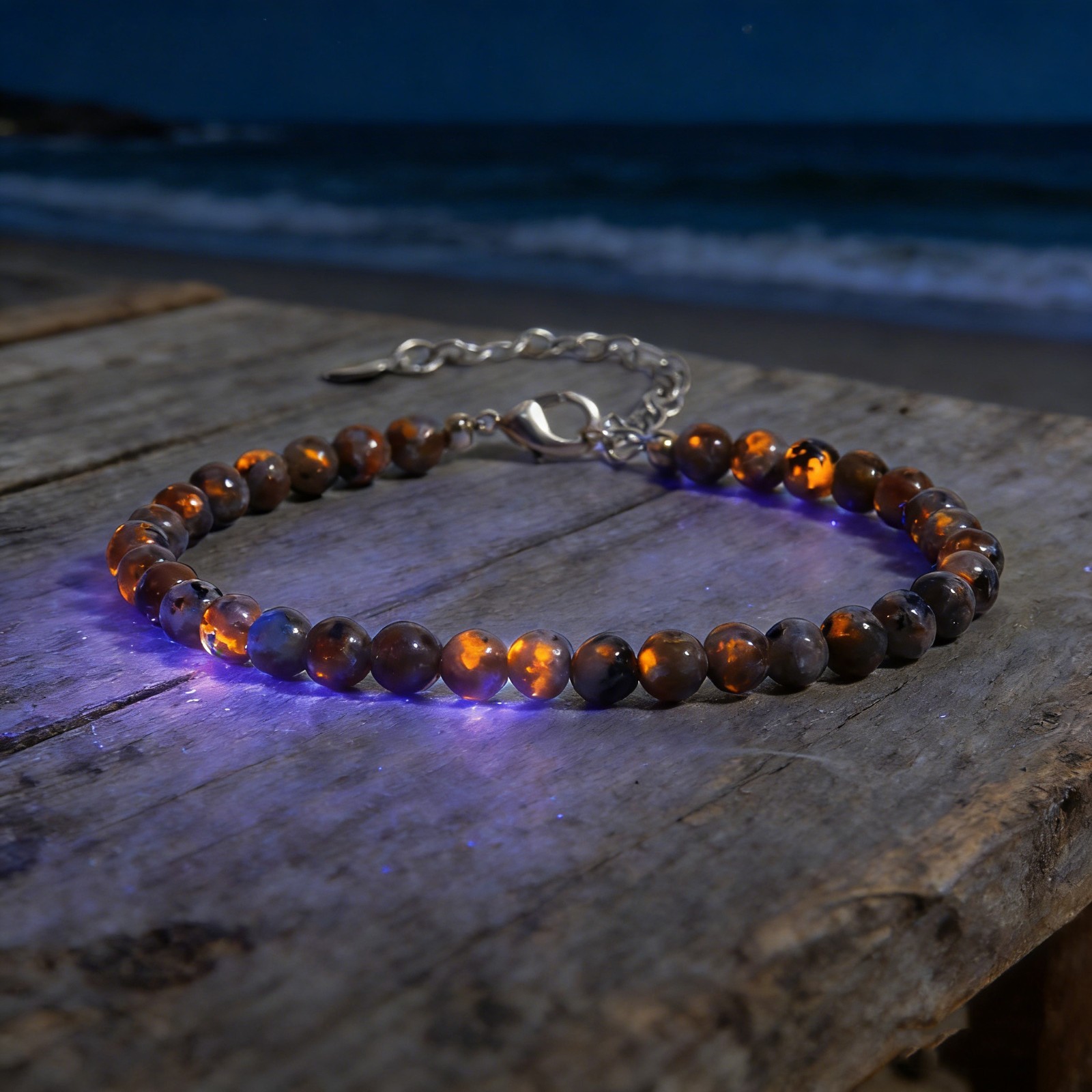 Natural Yooperlite Stretch Bracelet UV Fluorescent Sodalite Crystal Jewelry