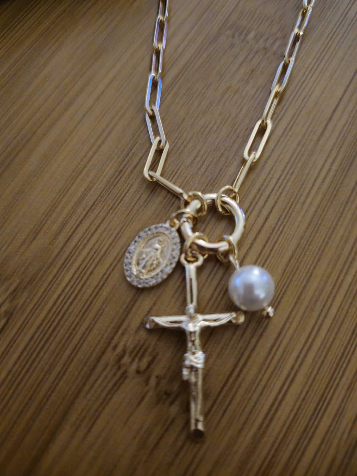 XUANPAI 14k Gold Plated Virgin Mary Necklace,Hypoallergenic Non Tarnish