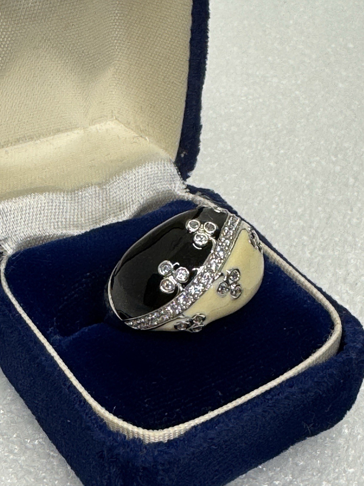 Sterling Silver Cream Black Enamel Rhinestone Dome Ring Size 7.5
