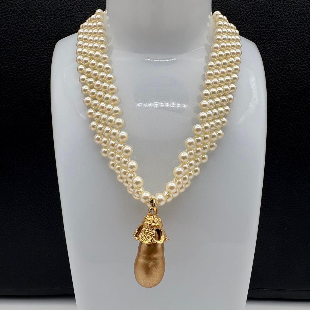 Yves Saint Laurent Pearl Chain Necklace Used Not specified