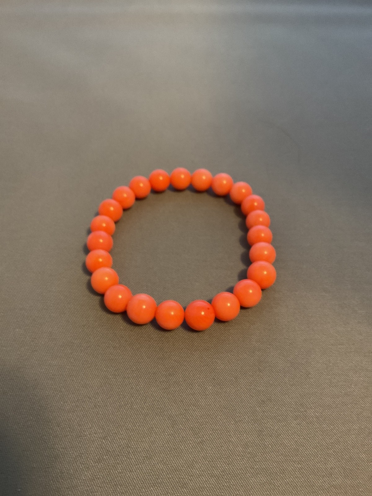 PACIFIC STYLE (TM) SALMON PINK CORAL STRETCH BRACELET