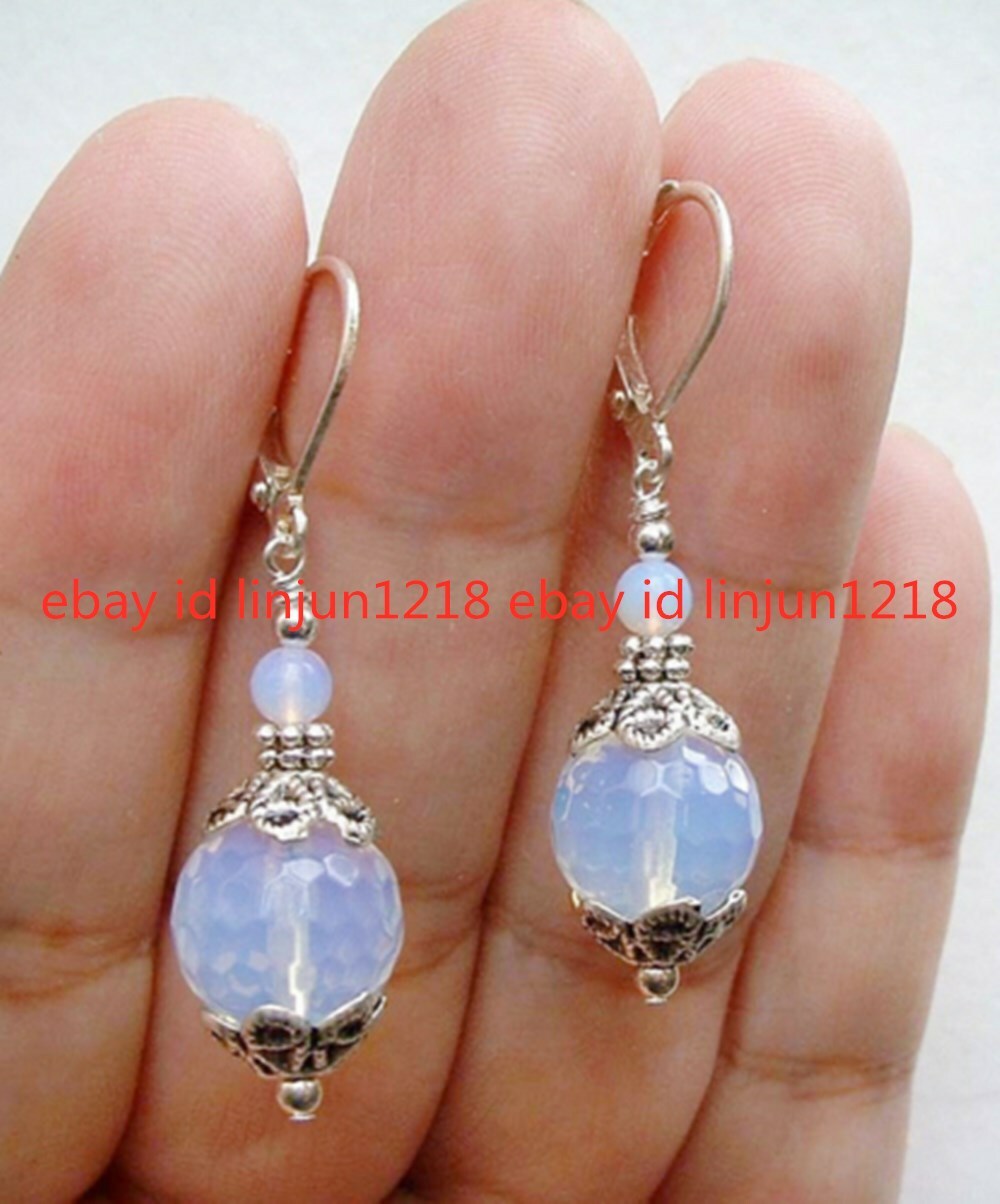 Beautiful Handmade Natural Sri Lanka Moonstone Gemstone Dangle/Drop Earrings