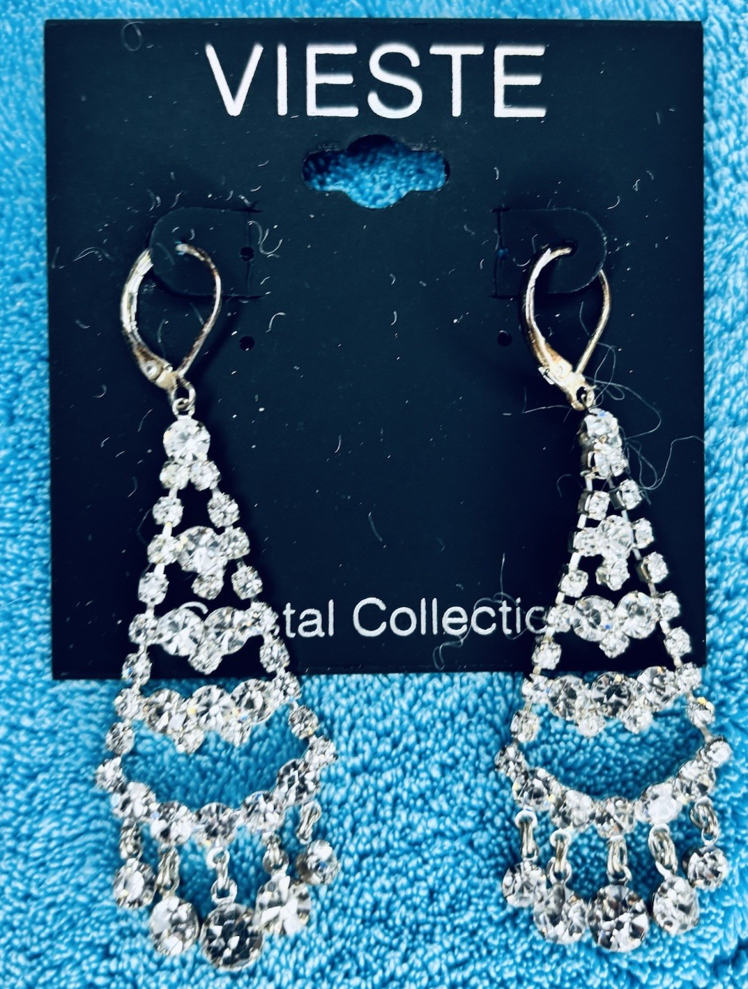 Lot Of 8 Pair Fashion Earrings…new