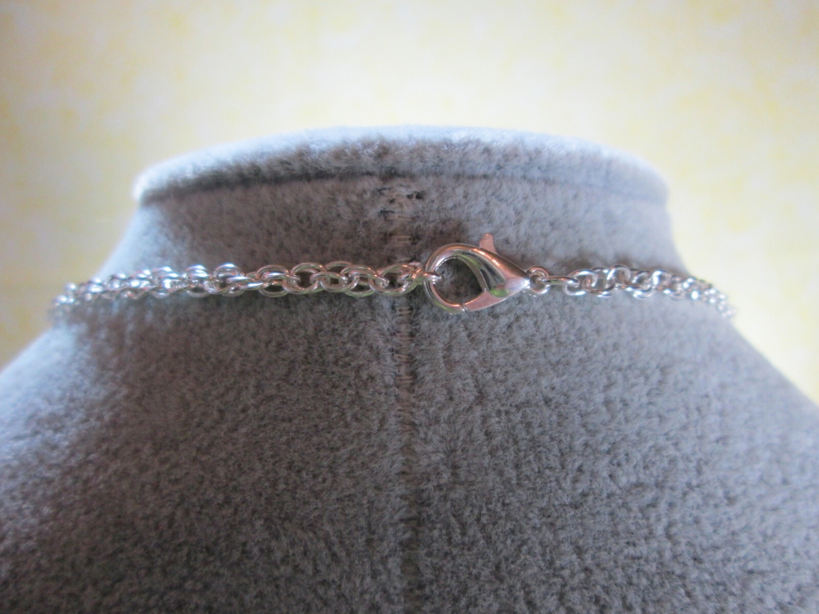 Genuine Hematite Oval Pendant w/ 18″ Silver Plated Rope Chain / N