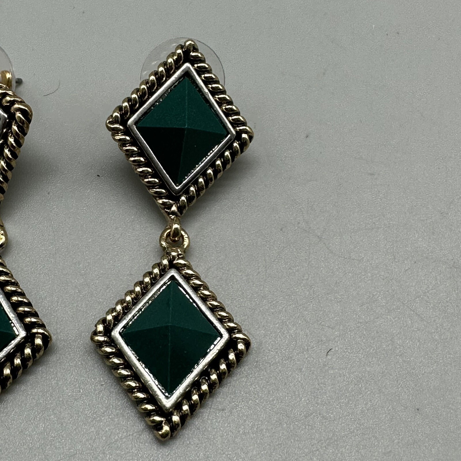 Green Dangle Earrings Gold Silver Tone Rope Edge Geometric Statement Jewelry