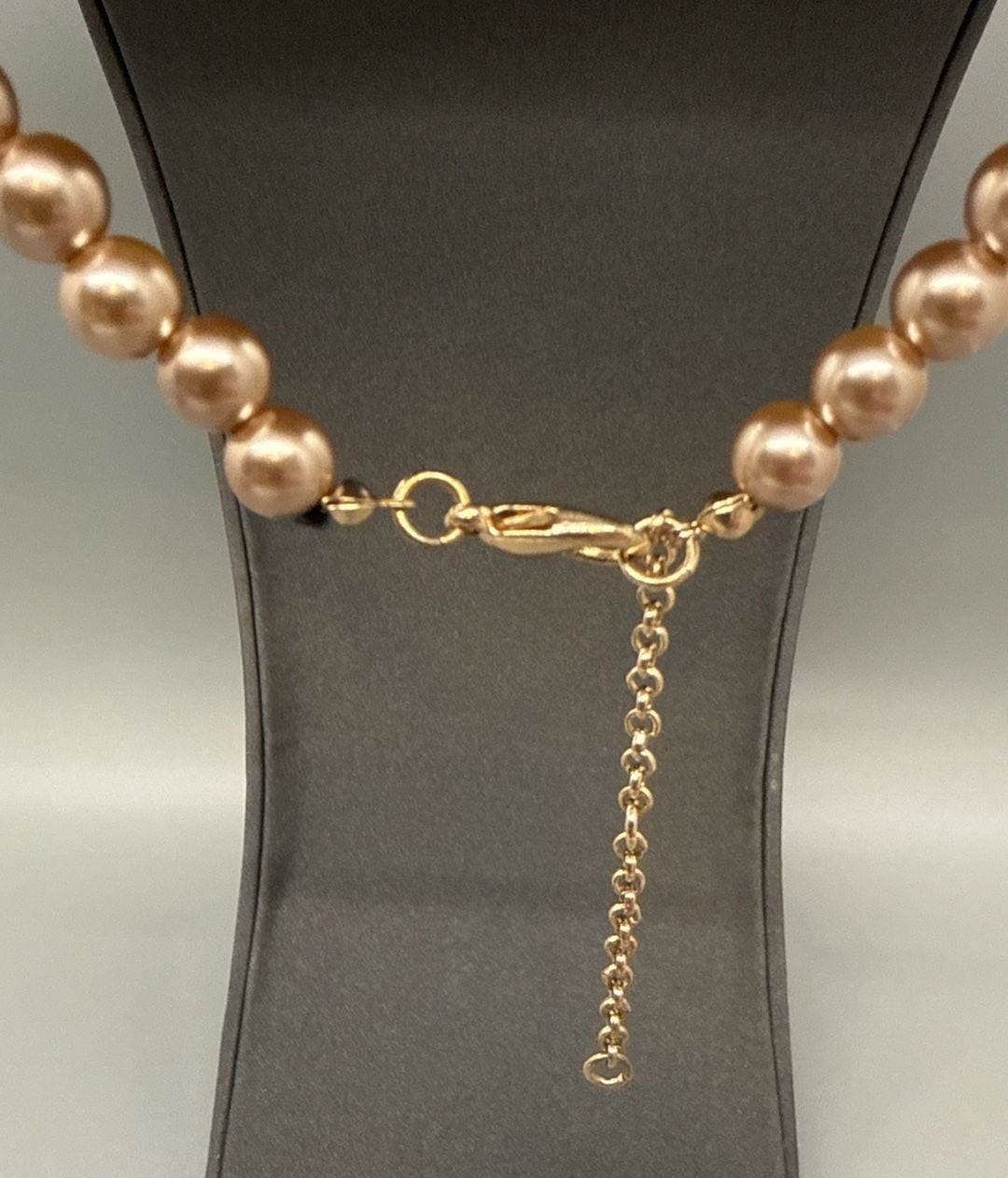 Faux Pearl Lariat Necklace w/ Gold Tone Cage Tassel, Length 29” + 4.5” Pend