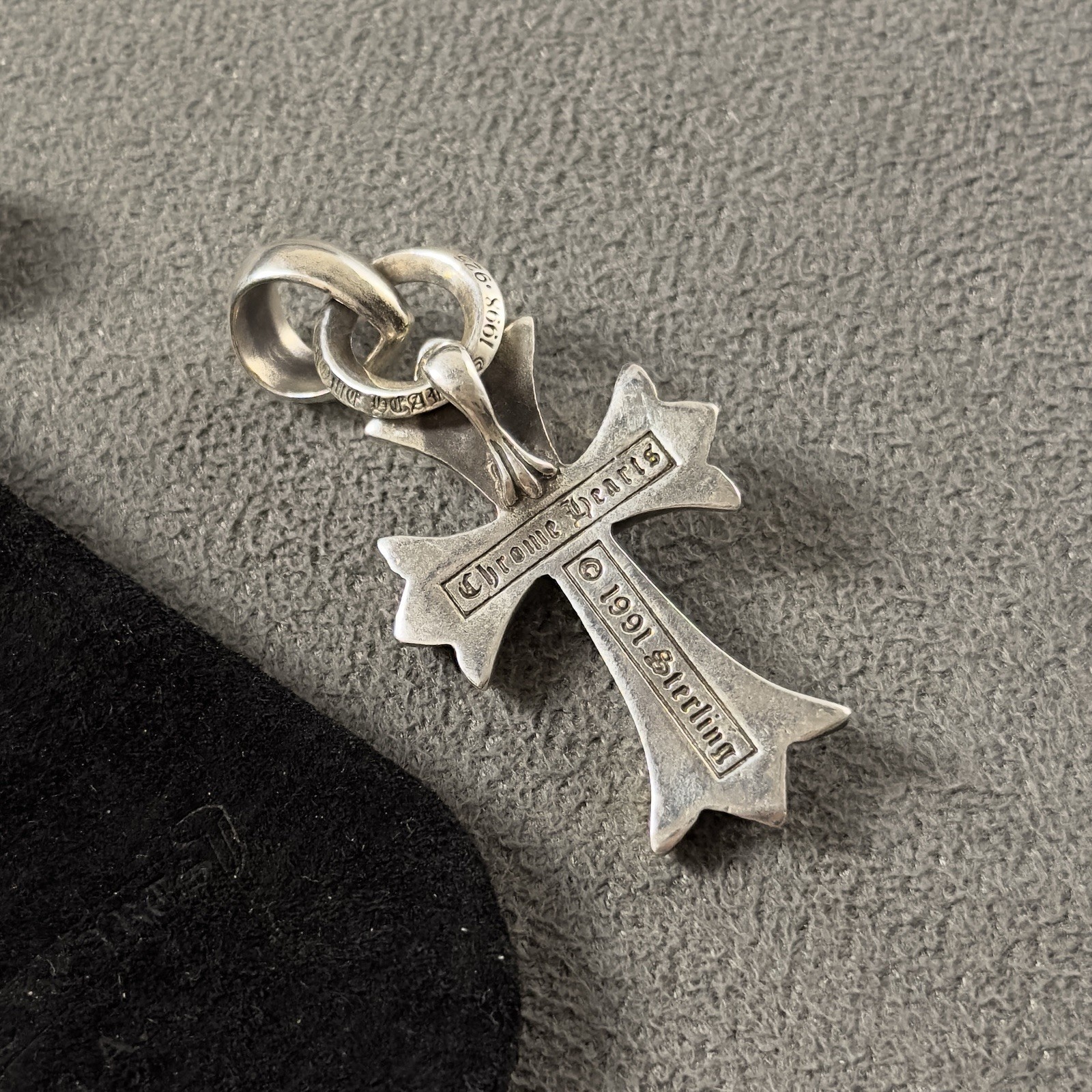 Chrome Hearts Small Cross Bale Pendant