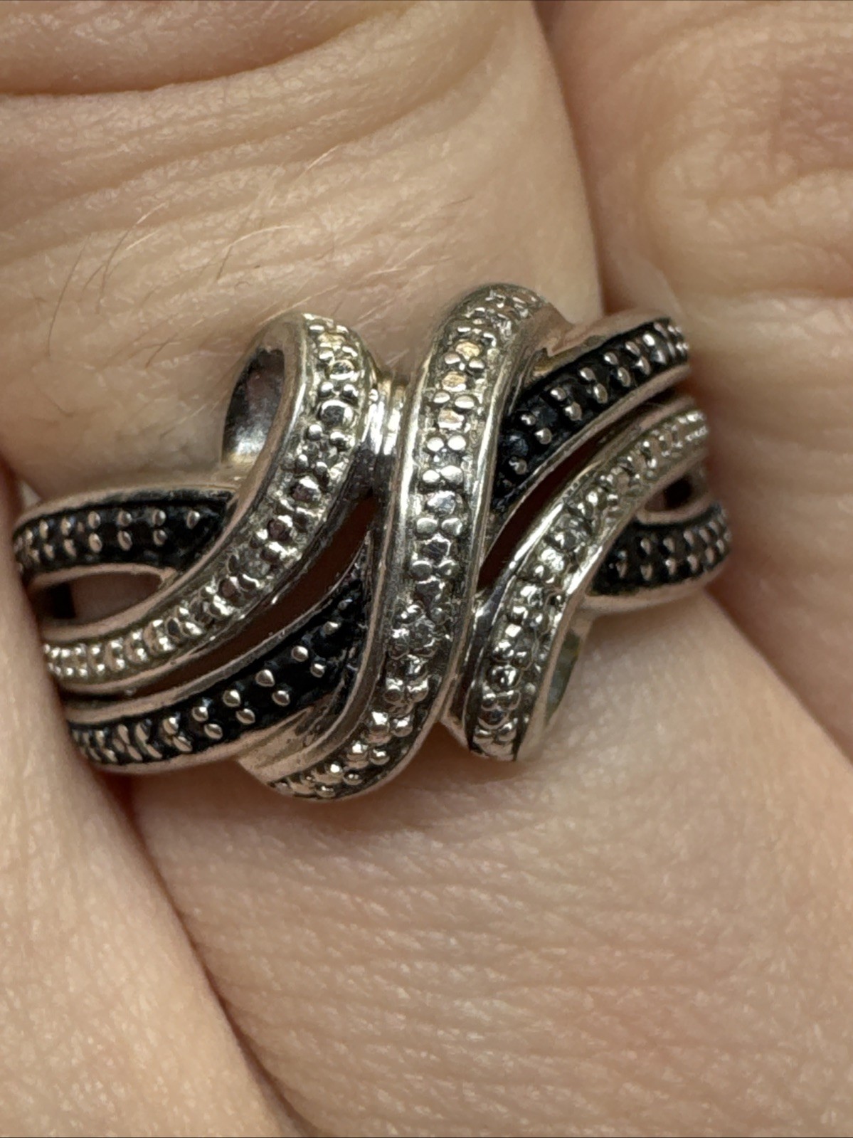 Kay Jewelers Sterling Blue and White diamonds ring size 6.5