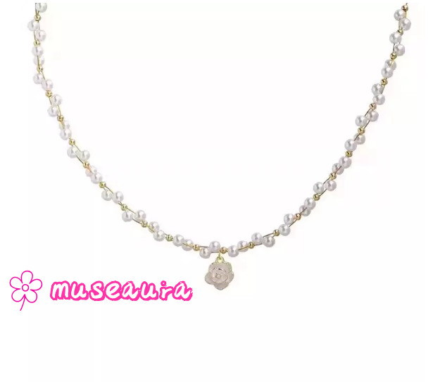 Vintage Camellia Flower Pearl Decor Necklace Ladies Daily Wear Ornament