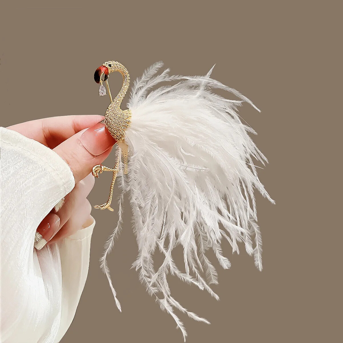 Elegant Women Fashion Feather Flamingo Badges Pin Animal Classic Brooch Jewelry