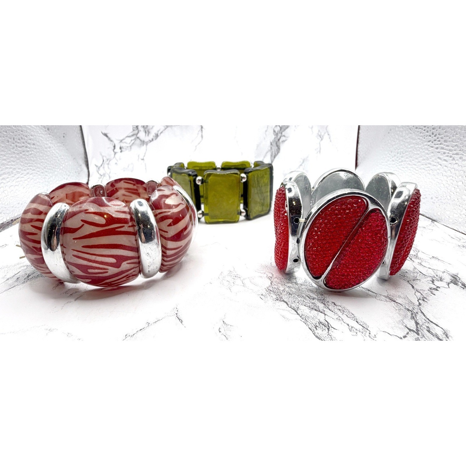 Chunky Stretch Bracelet Lot Red & Green Silver Tone 1.5″ wide Set of 3