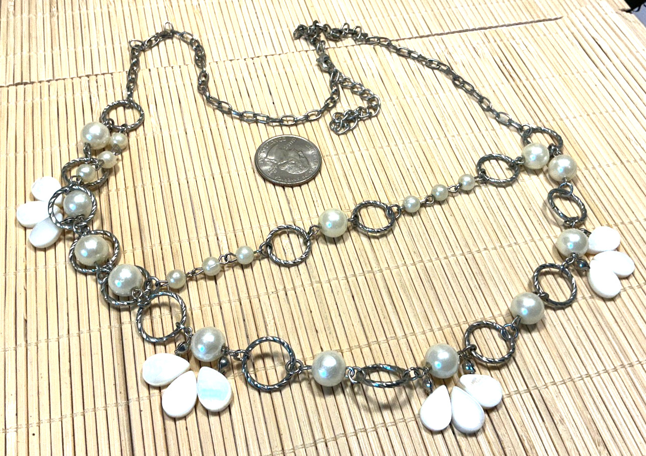 Fashion Necklace Mother of Pearl Faux Pearl Silver Textured Loops Multi Lot 103C