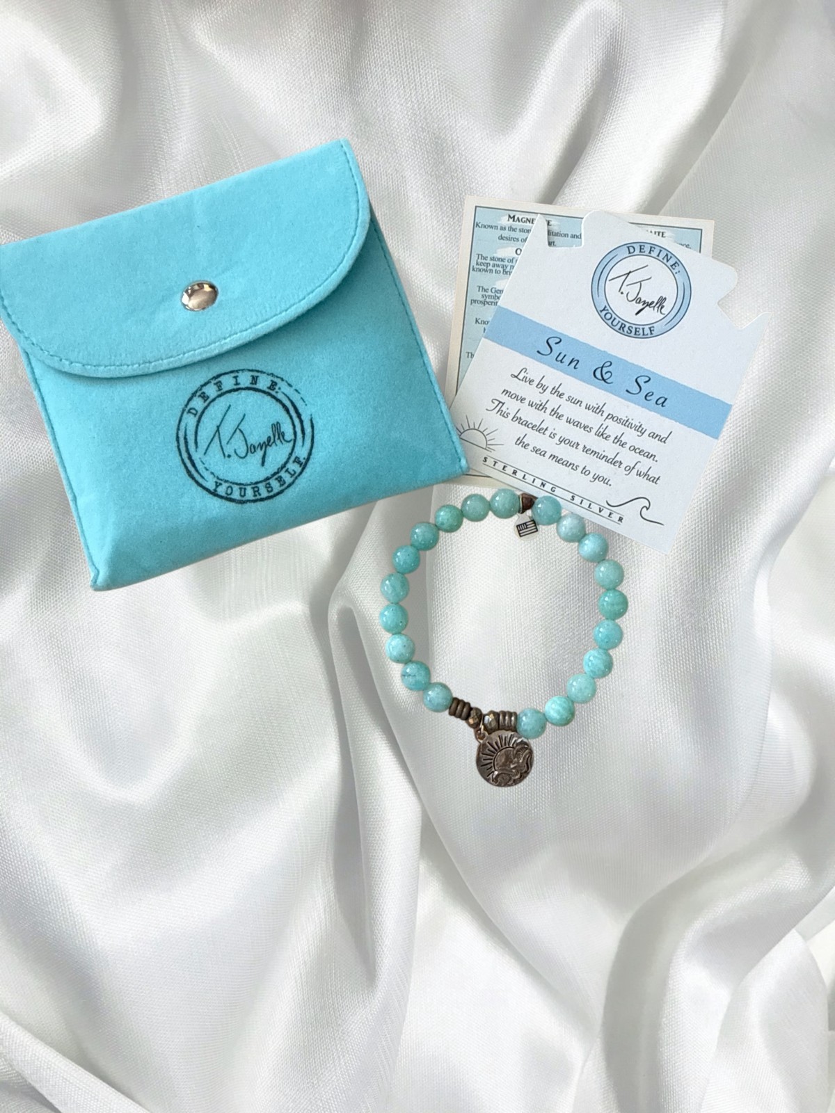 Pretty T Jazelle WAVE Symbol Destiny Turquoise beaded Bracelet Teal Jade