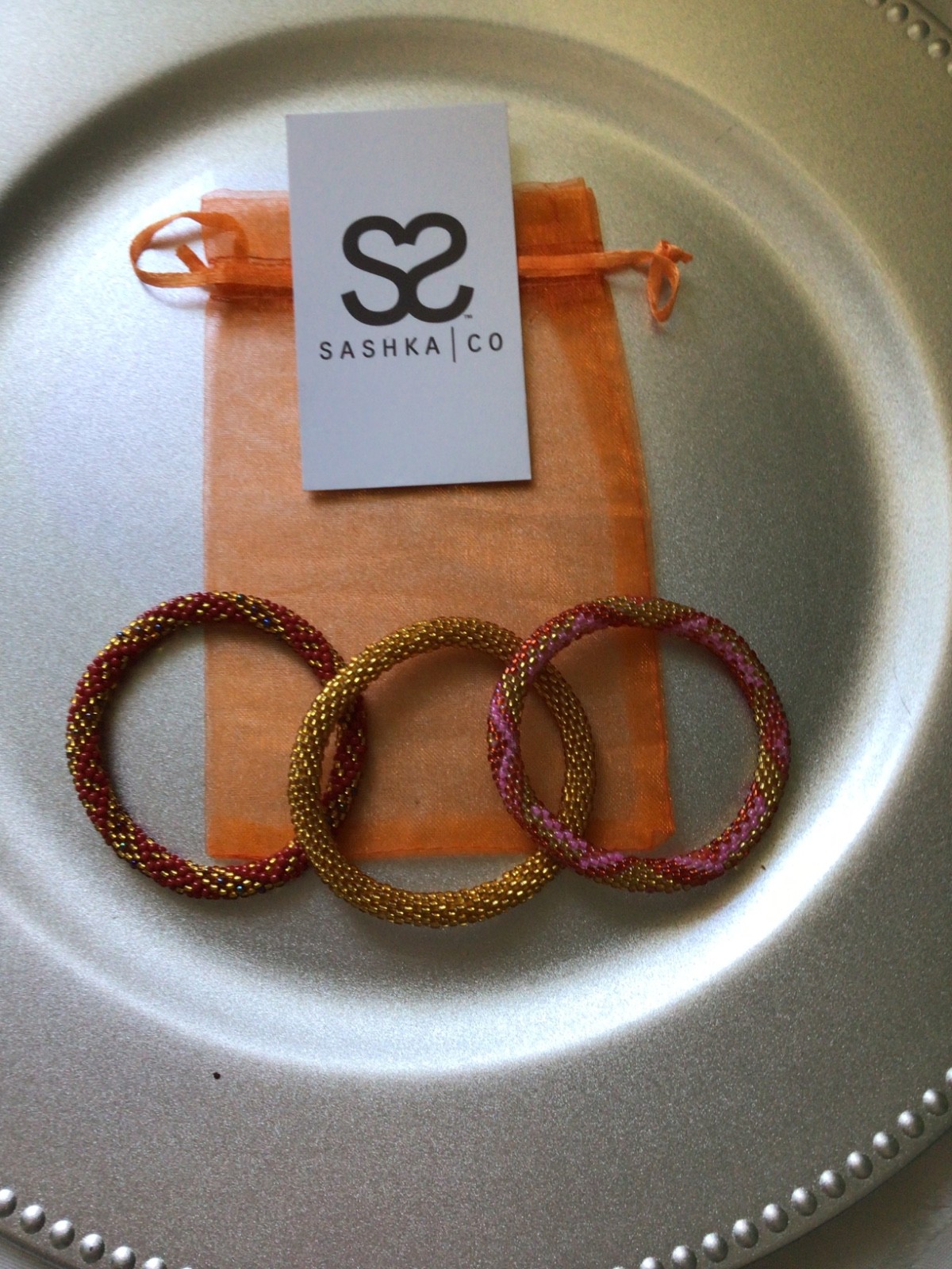 RED & GOLD 7″ ROLL ON SASHKA BRACELETS, 3 PCS