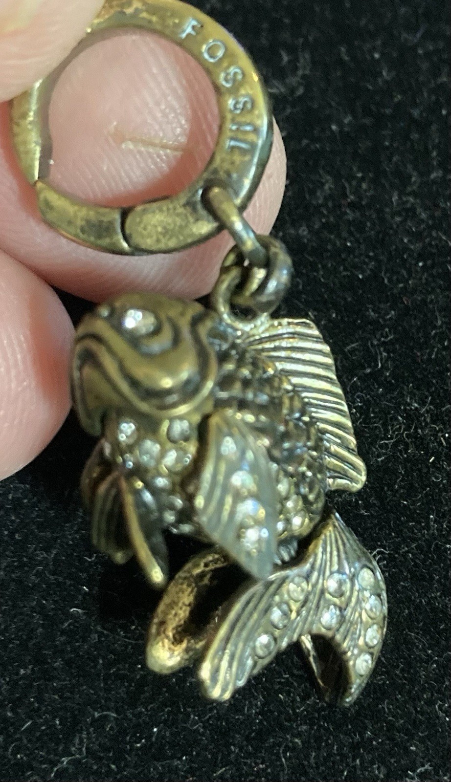 RARE Fossil Brand Vintage Articulated Fish Charm Pendant Brasstone Rhinestones