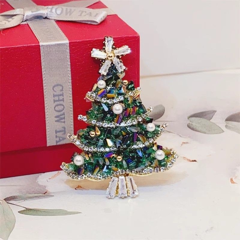 Sparkling Christmas Tree Brooch Pin Fashion Accessory Holiday Gift