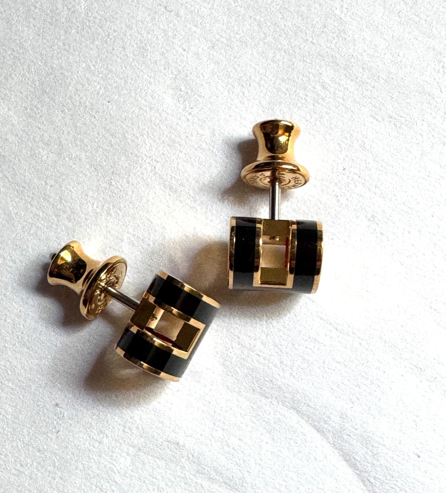 Hermes Mini Pop H Black Lacquered Yellow Gold Earrings