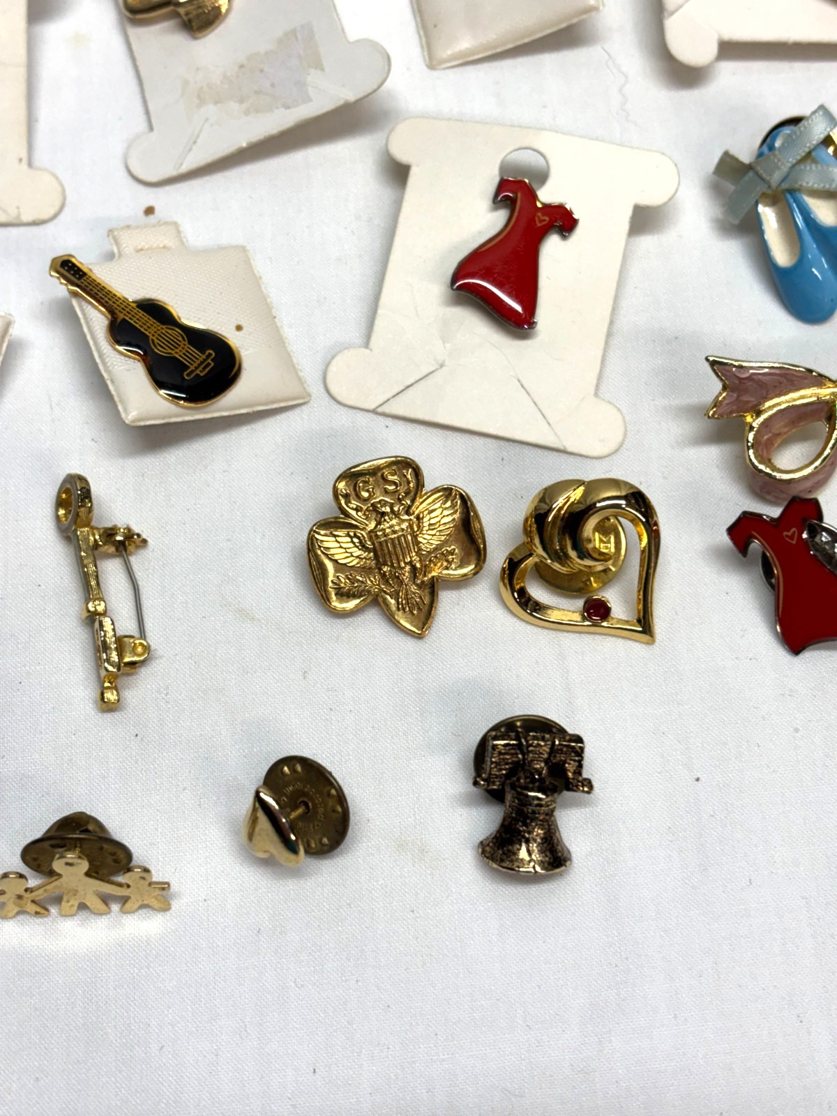Assorted Small Figure Pins Lapel Lot 18