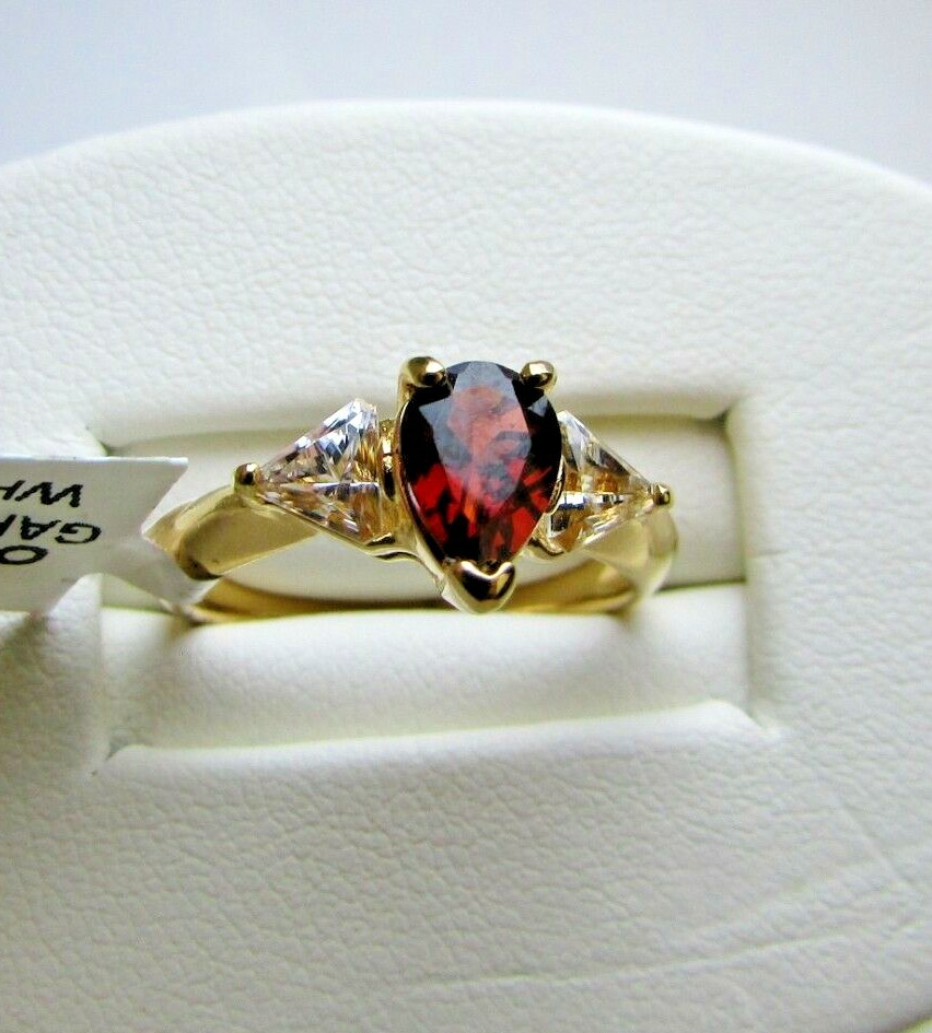 Allison Reed Gold Tone Pear Shaped Garnet Ring Size 5.5 (O45 1187 05) NEW
