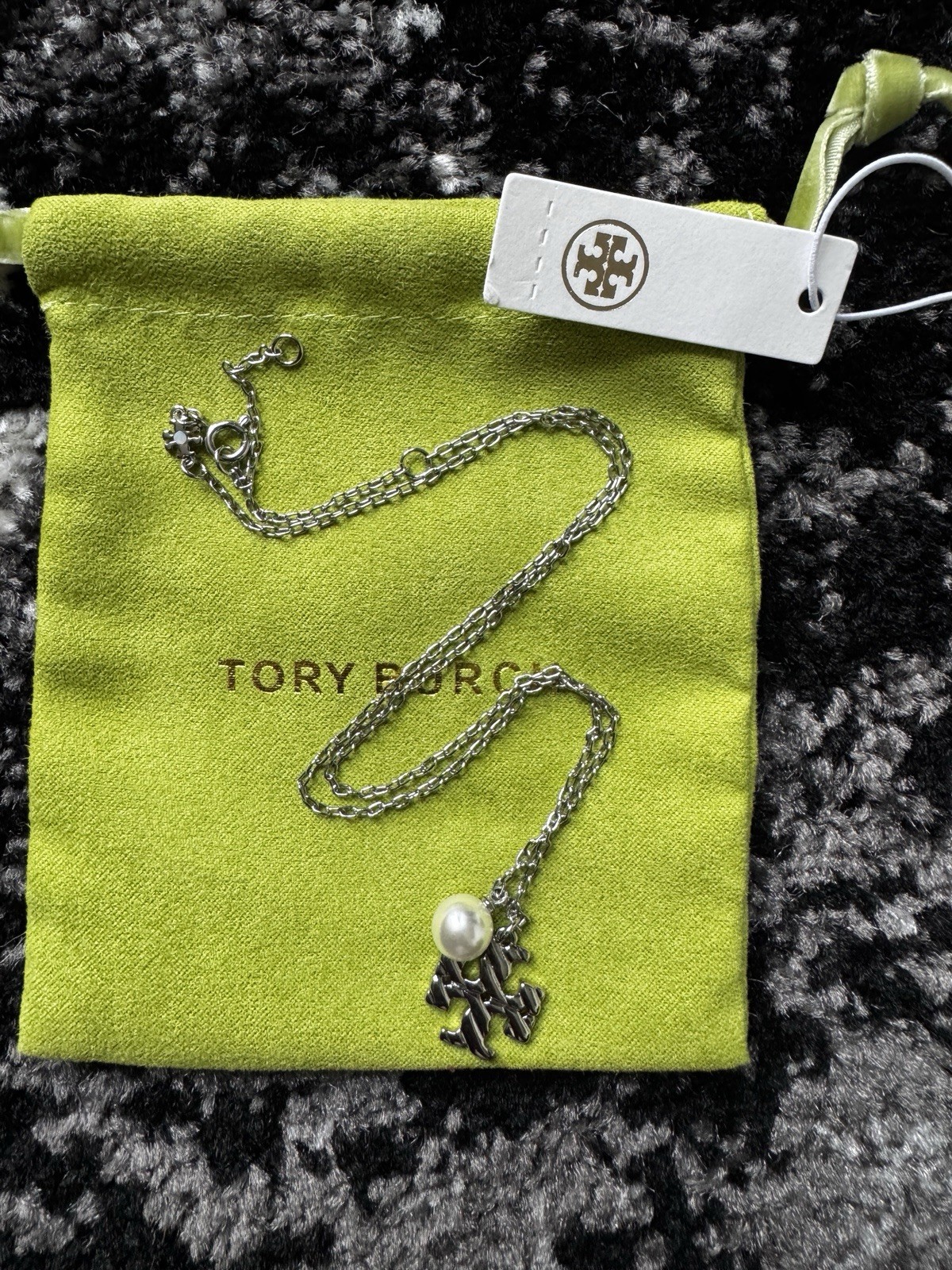 Tory Burch Silver Tone Logo Charm Pendant Cable Chain Necklace White Pearl