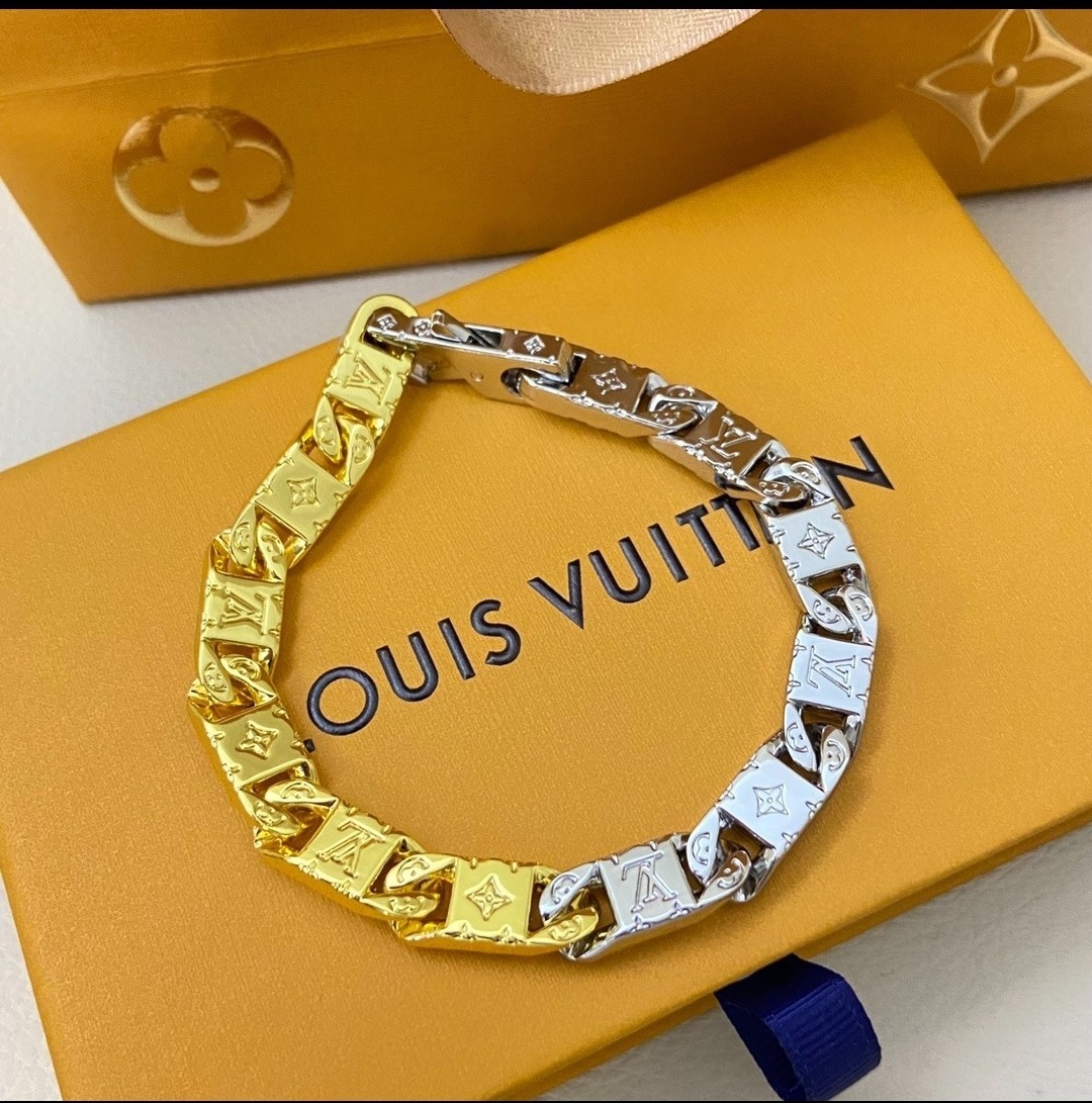 LOUIS VUITTON Bracelet Monogram 2 Toned Colorful Beautifull Just Gorgeous 7.48″