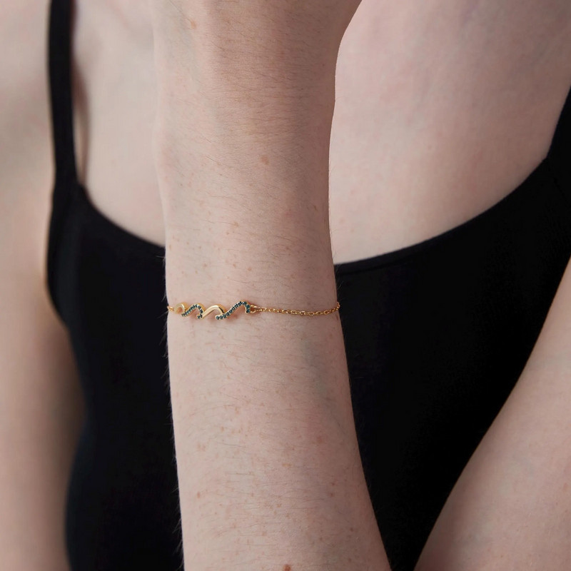 Dainty Gold Ocean Wave Bracelet in 925 Sterling Silver