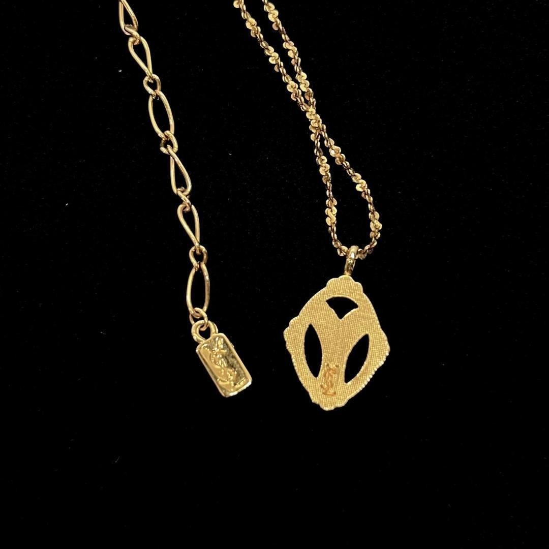 ✨ Yves Saint Laurent Necklace Logo Oval Vintage YSL With Box
